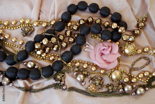 fashion beads