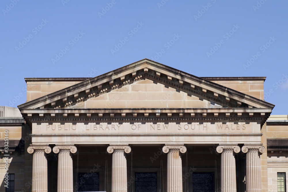 Obraz premium classical roof