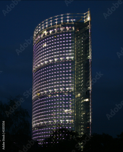 tower bonn beleuchtet