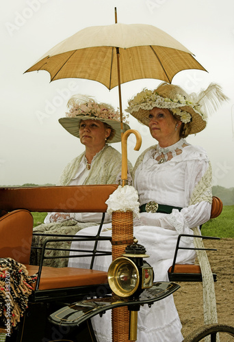 old-fashioned ladies