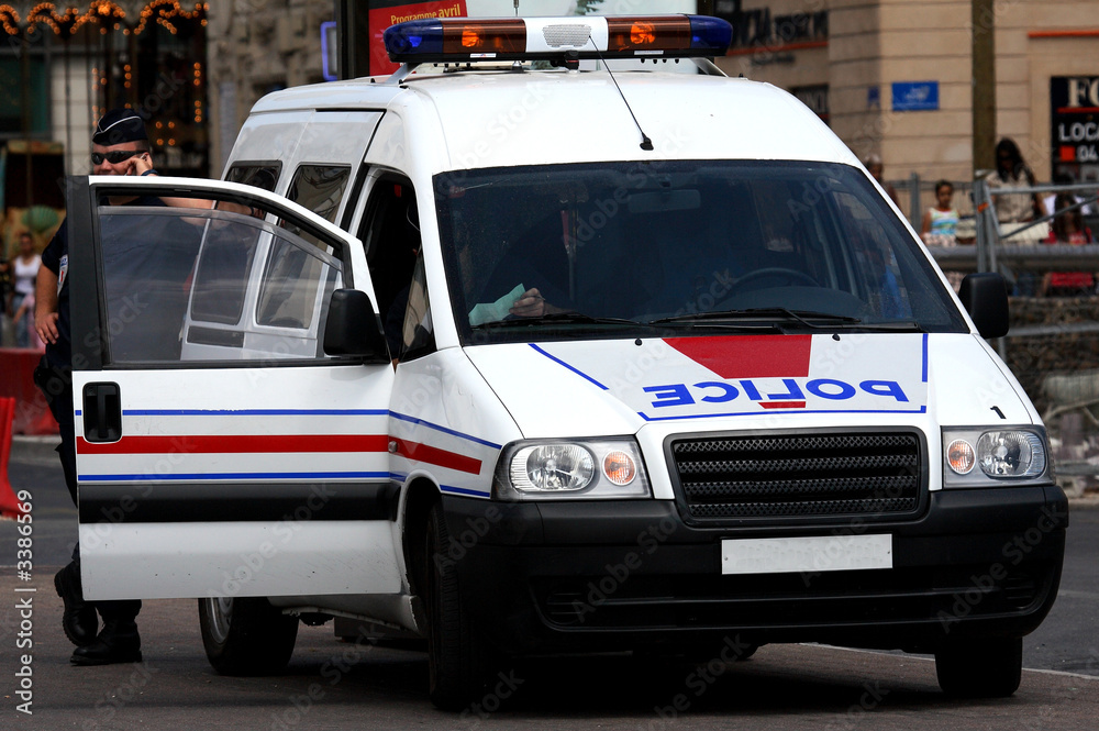 policier policier