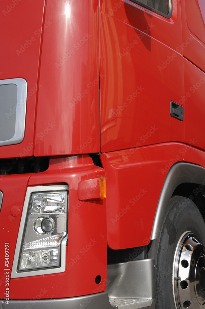 trucks chassi detail in red