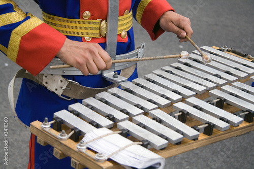 Fototapeta percussionist in a military band