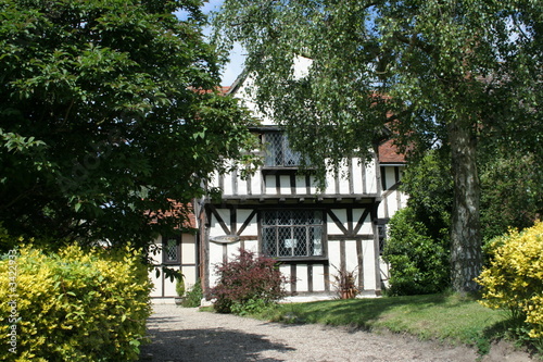 tudor cottage,uk © roger ashford