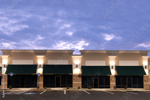 new commercial space for lease