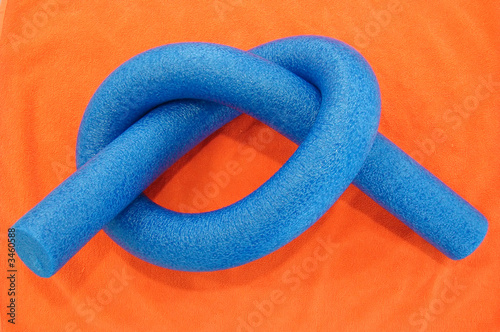 blue noodle on orange photo