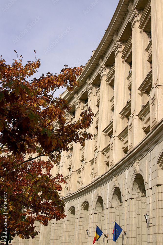Obraz premium building in autumn