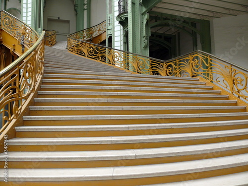 escalier intérieur grand palais, paris 8