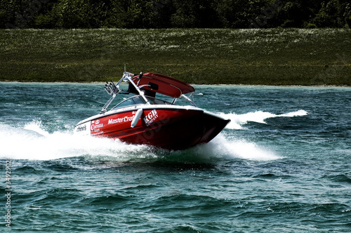 red boat