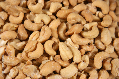 cashews