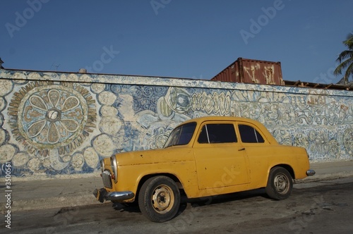 russian classic car in cuba