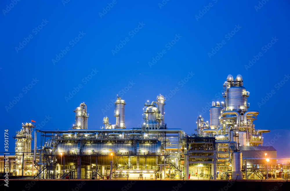 refinery at night 5