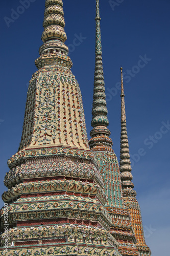 wat pho chedis