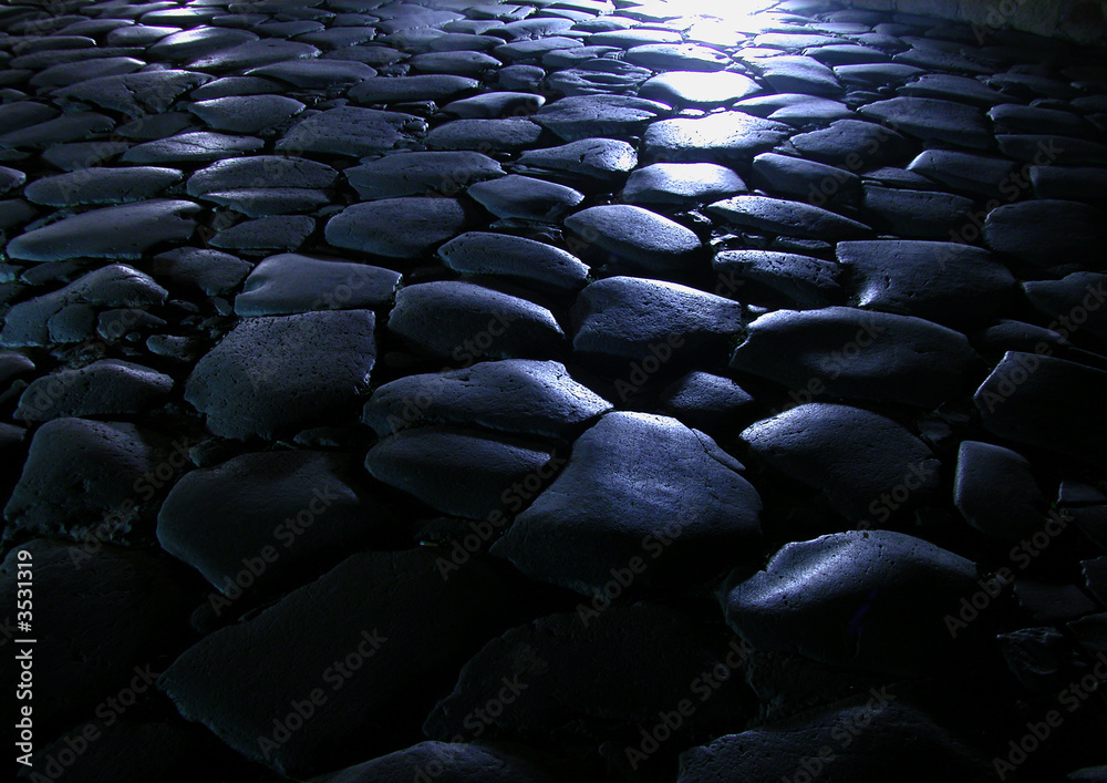 Obraz premium paved road by night