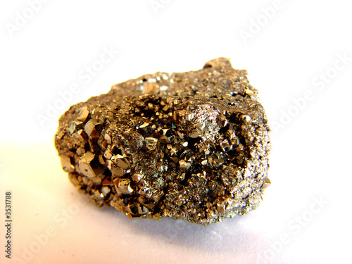 gold mineral photo