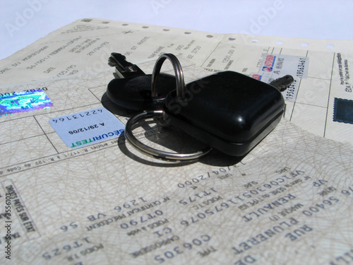 Obraz na płótnie carte grise et clefs w salonie