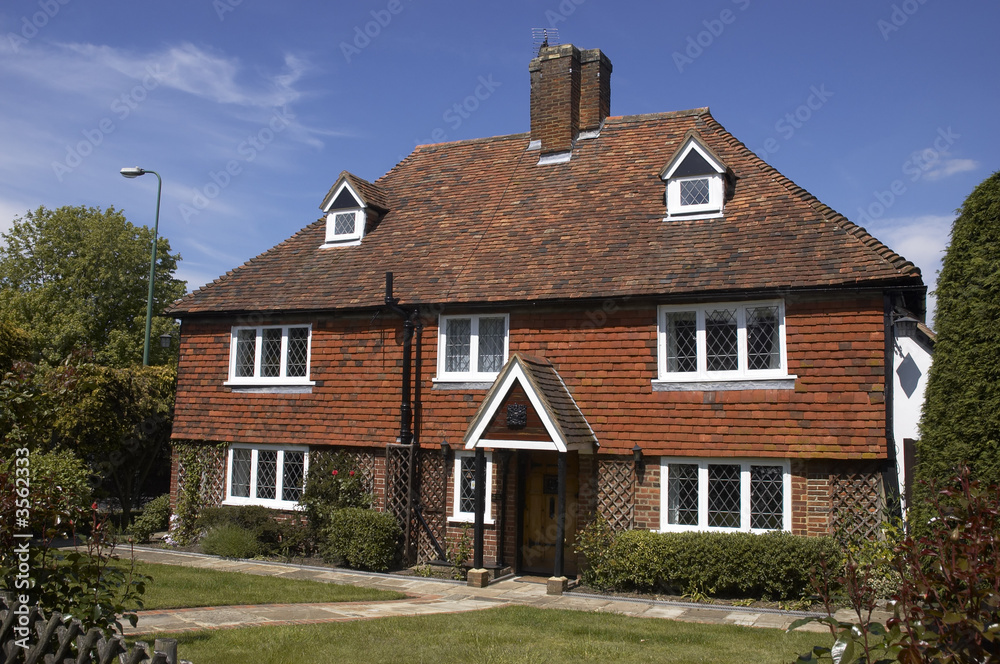 An old detached cottage in kent, England