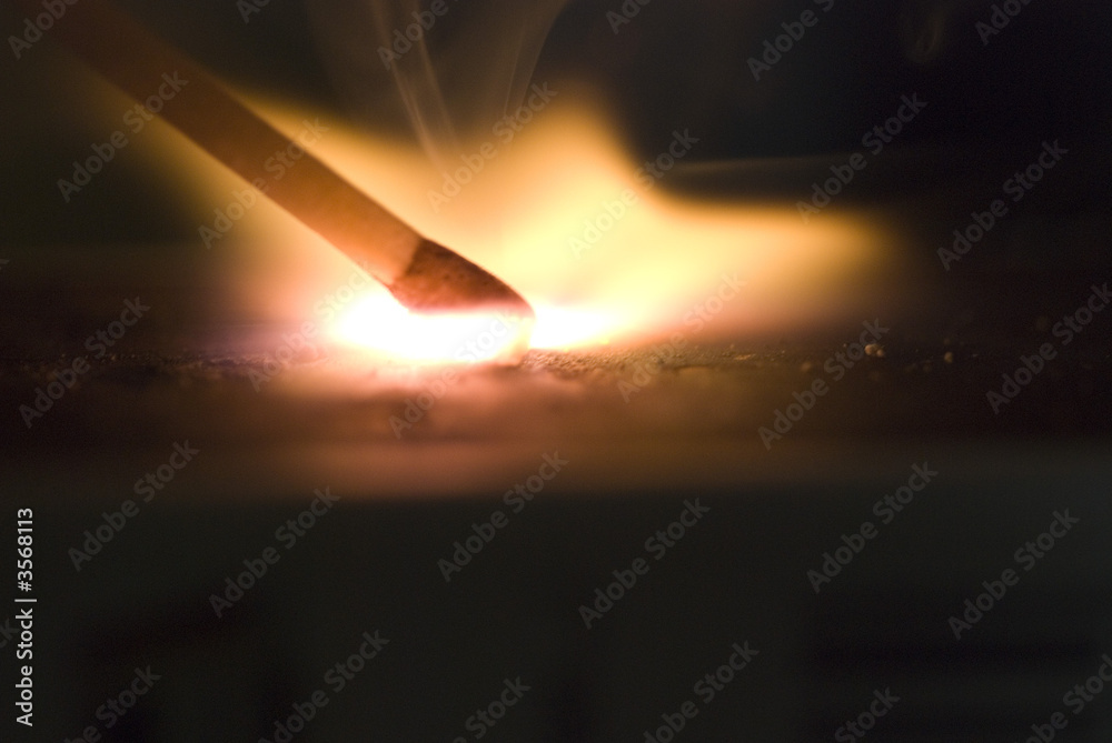 flamme; allumette; feu; bois flamme; allumette; feu; bois