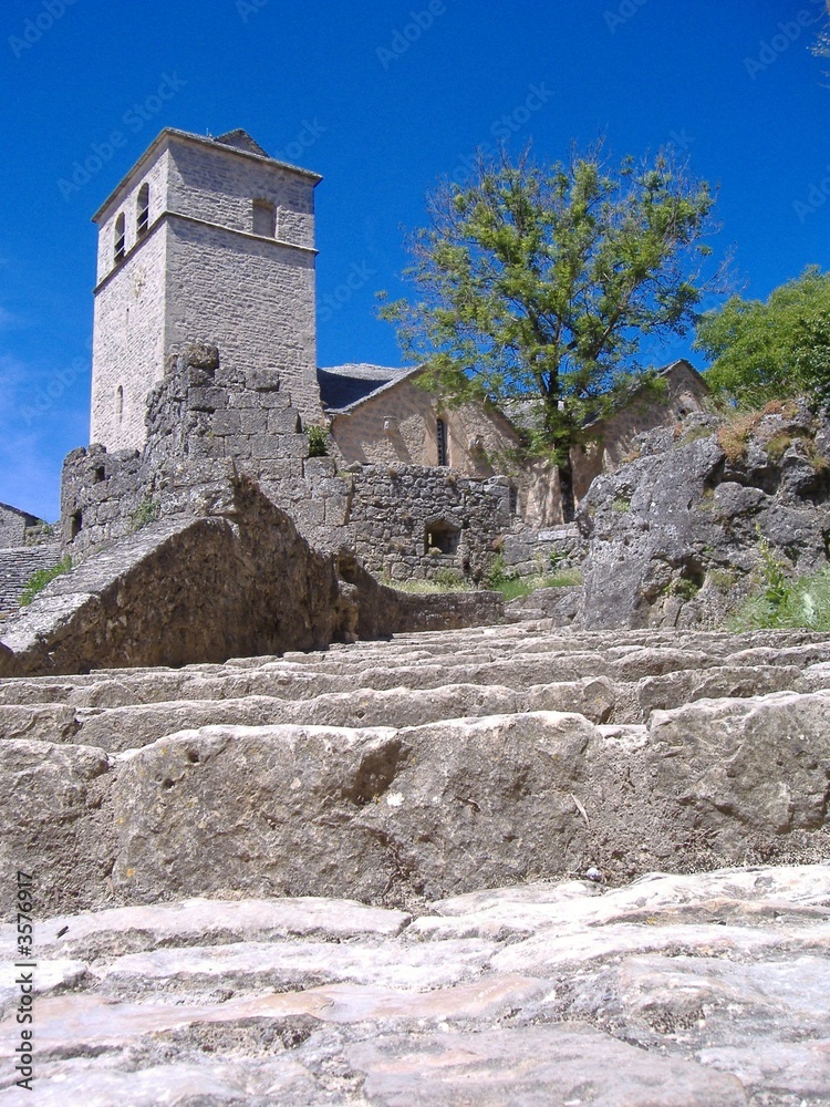 église de vilage médiéval 3