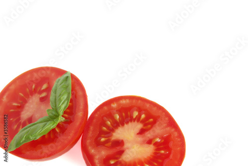 basil tomato