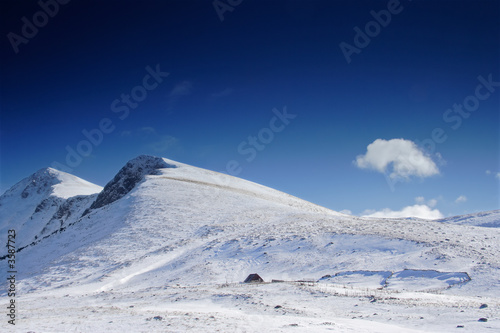 Winter landscape from Macedonia © Ljupco Smokovski