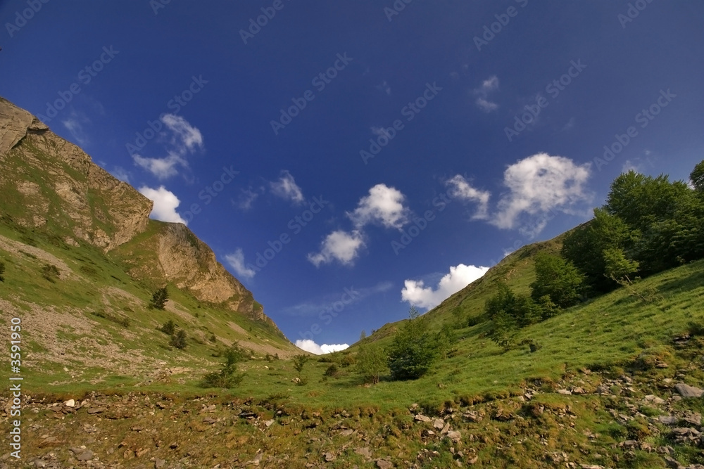 Obraz premium au creux de la vallée