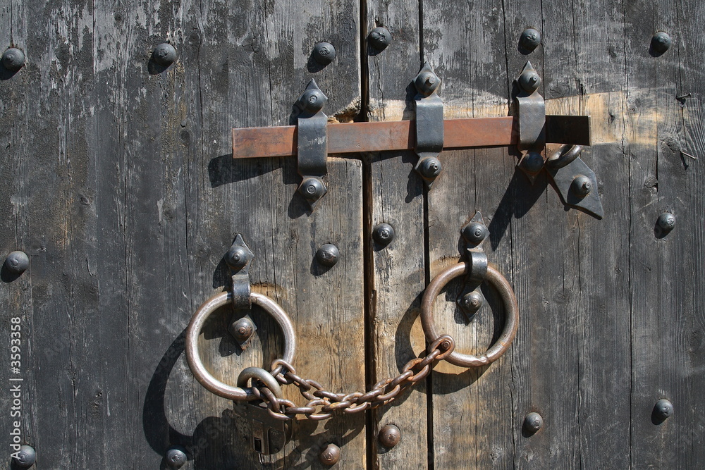 The old closed gate The old closed gate