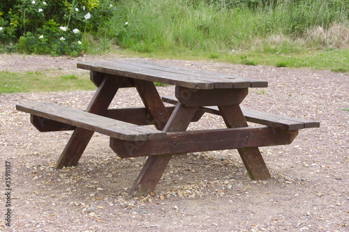 Table picnic photo