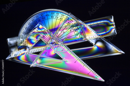 Photos Plastic geometry set. cross polarised