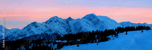 F73 . COL DES SAISIES . panorama en direction du GRAND MONT  ..