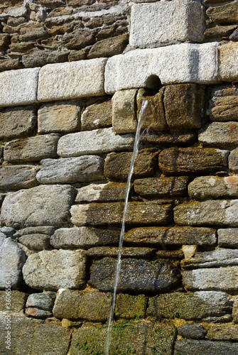 un filet d'eau