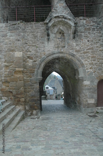 Dinan, porte du Jerzual, descente