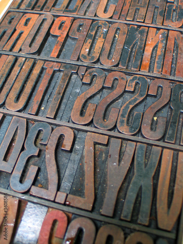 Caractere typographique d'imprimerie