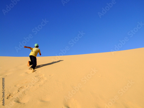 Course dans les dunes © J-F Perigois