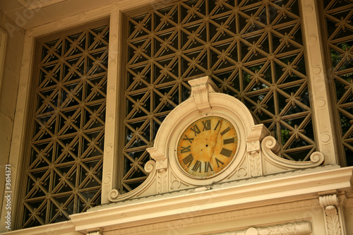 Broken Marble Clock