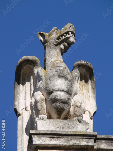 Statue