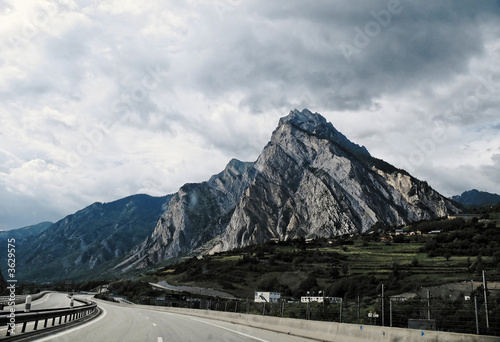 Autoroute en Maurienne (Savoie)