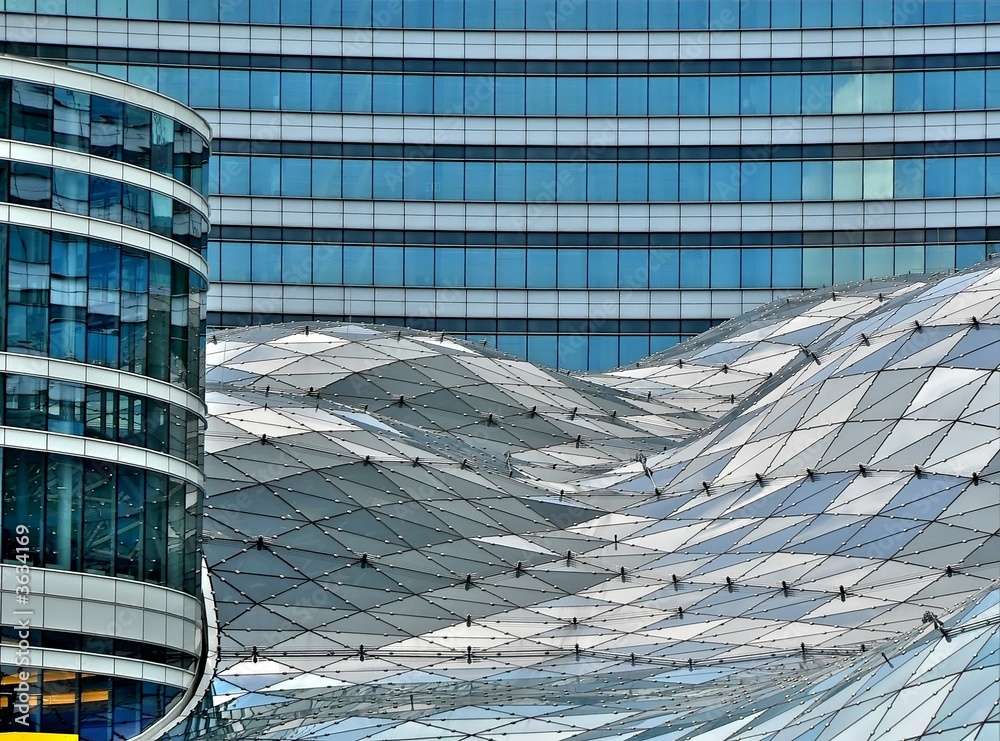 Fototapeta premium Budynek szklany w Warszawie