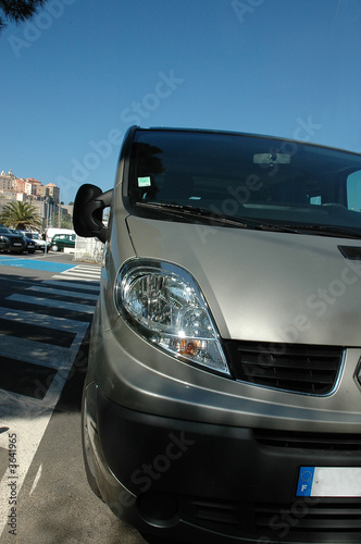 minibus