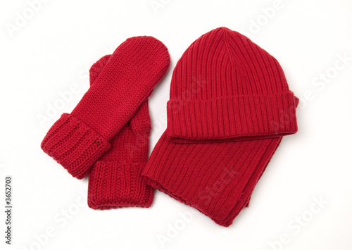 Red knitted cap, scarf and gloves