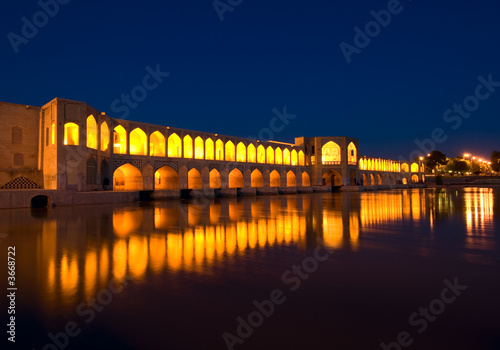 Khajoo bridge over Zayandeh river, Isfahan, Iran
