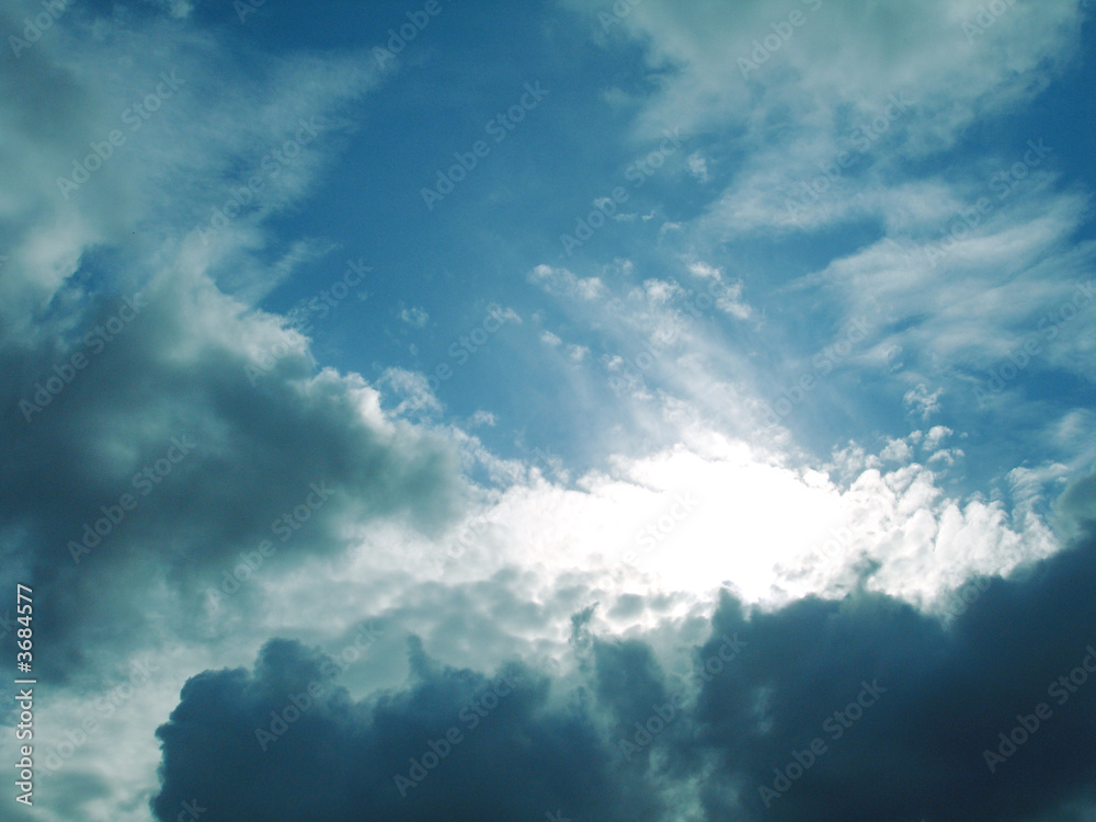 Obraz premium nuages ensoleillés