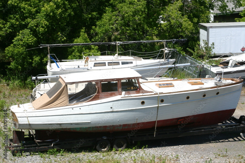 Fototapeta premium Old sailboat on shore