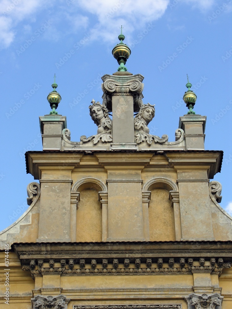 ancient figures on ancient buiding