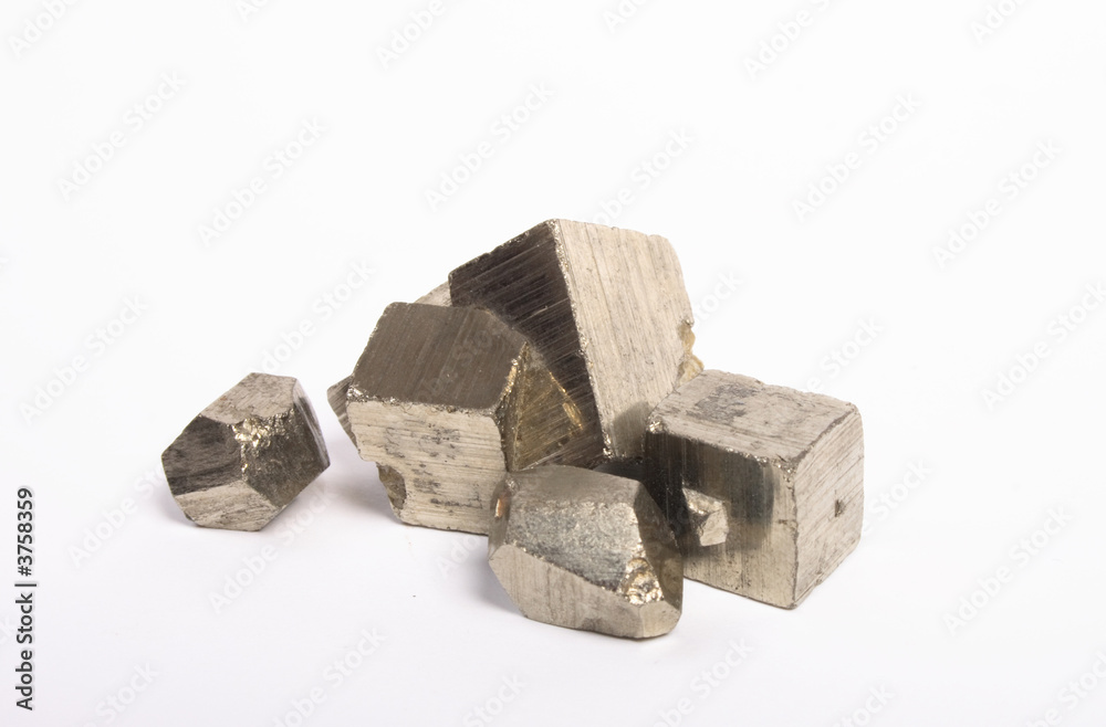 gold nugget (pyrit) gold nugget (pyrit)