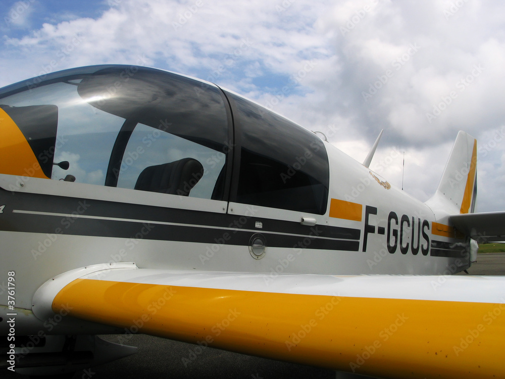 cockpit avion de tourisme