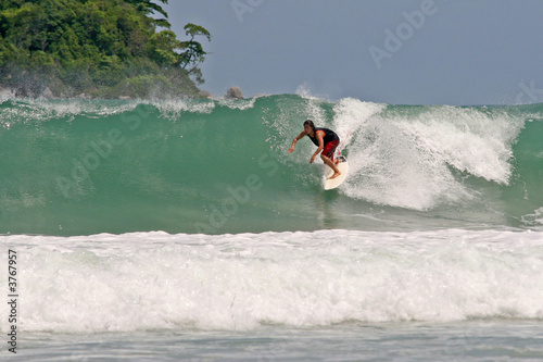 Surfing Clean Waves