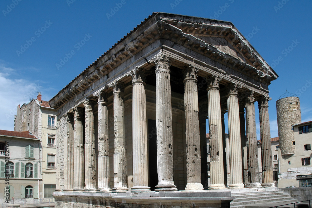 Temple romain (Vienne)