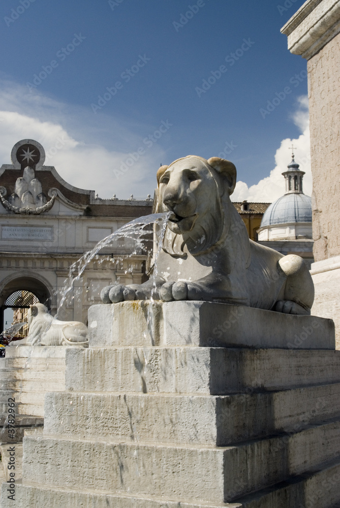 rome italy piazza del popolo statues fountain rome italy piazza del popolo statues fountain