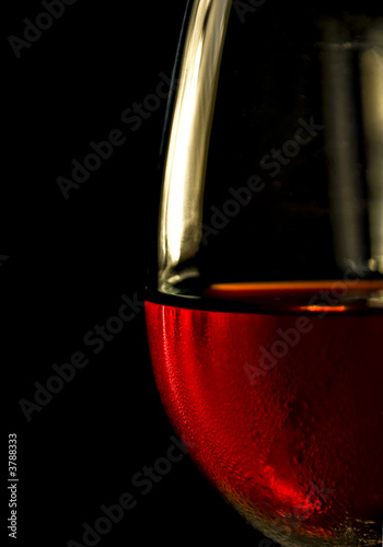 closer wine goblet